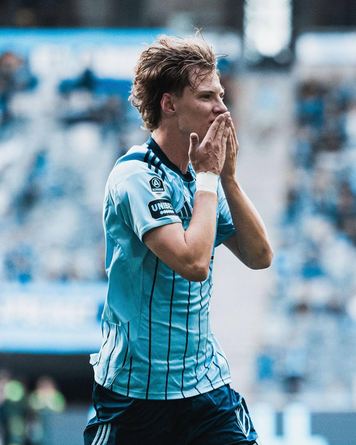 Bota de Oro 2025-2026: Triplete avisa a Mbappé y el líder se escapa en la tabla