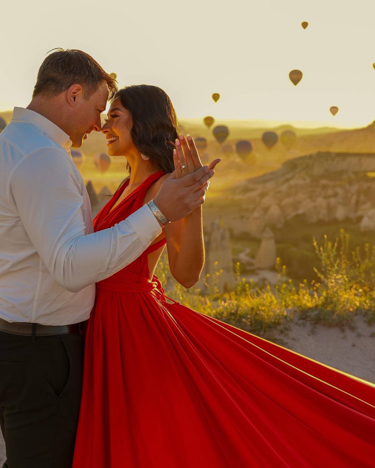 Karlen Pérez y Gustavo Leone sorprenden con su compromiso: “¡Nos vamos a casar!