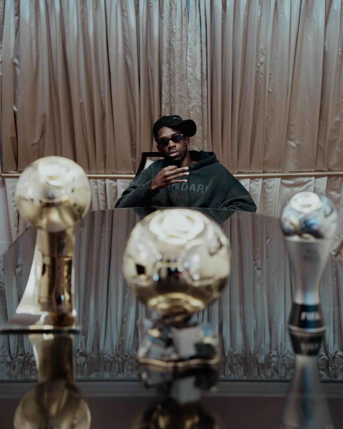 Así recibieron el 2026 los famosos cracks: look de Messi y Vinicius sorprende