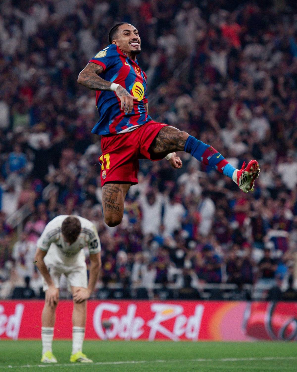 Barcelona festeja la Supercopa, el culpable de derrota del Real Madrid y burla de Raphinha