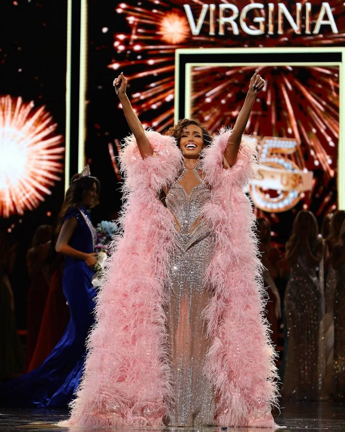 Justus Kelley, la primera madre y esposa en ser coronada como Miss Universe USA