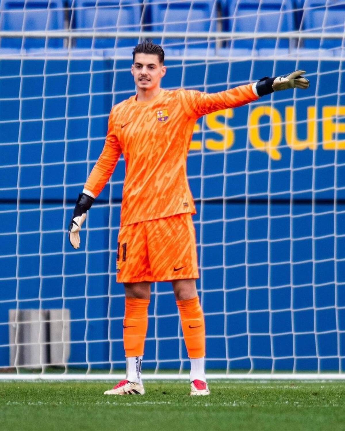 Barcelona cierra su primera incorporación para 2026-2027: Deco lo quiere de regreso