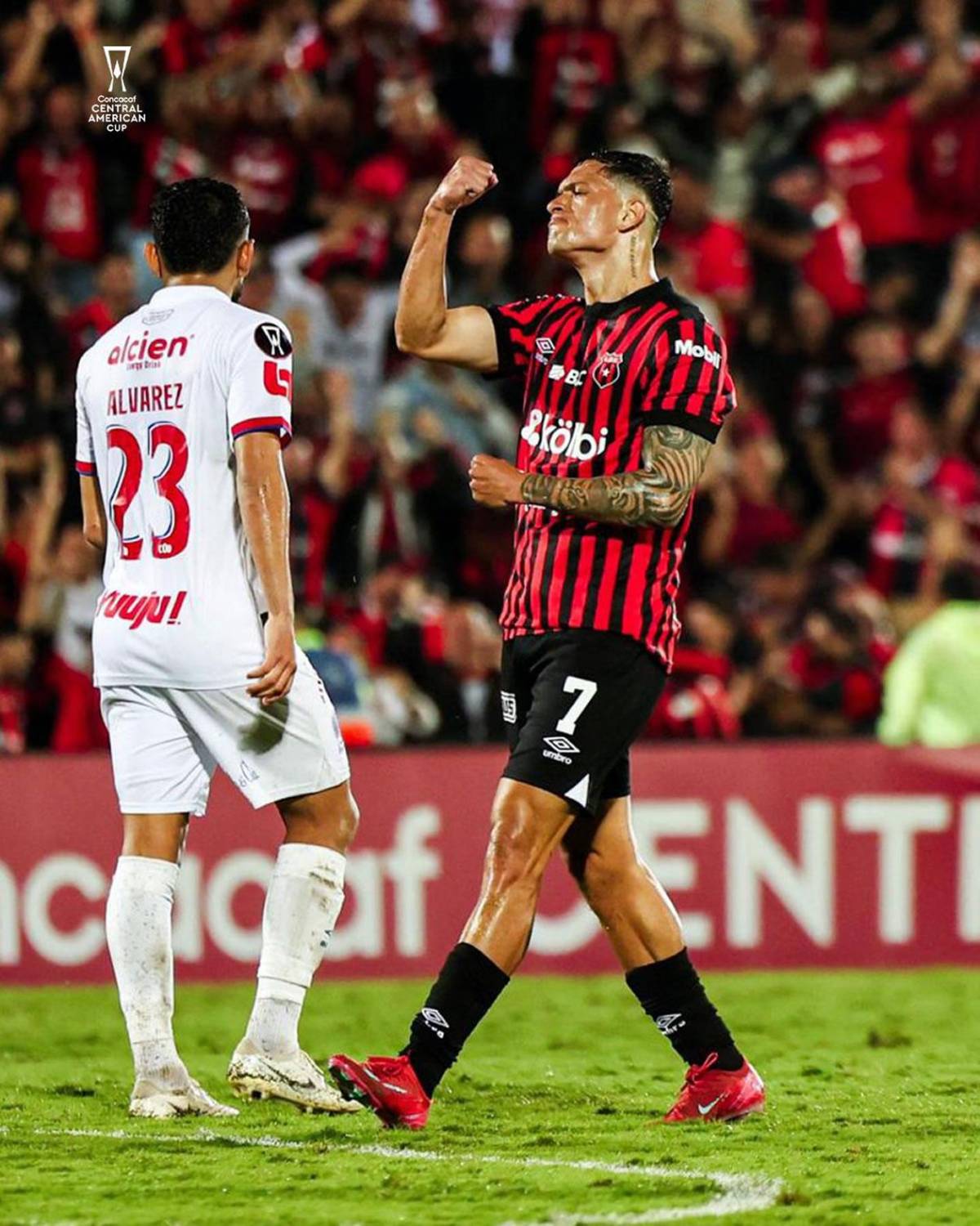 Alajuelense recibiría fuerte castigo de Concacaf por ataque a bus de Olimpia: tenía advertencia