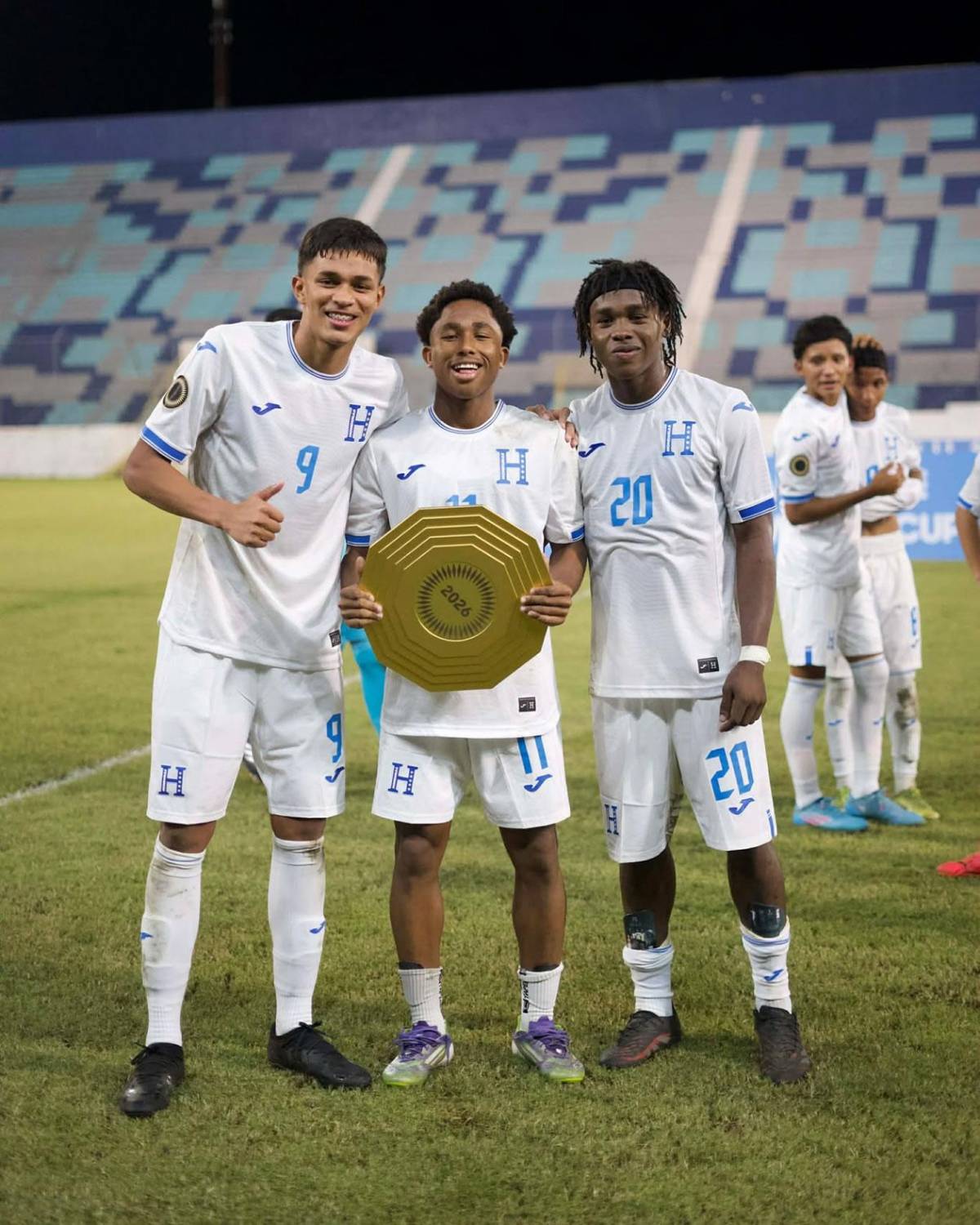 Honduras celebra clasificación al Mundial Sub-17: buen gesto y bellas chicas