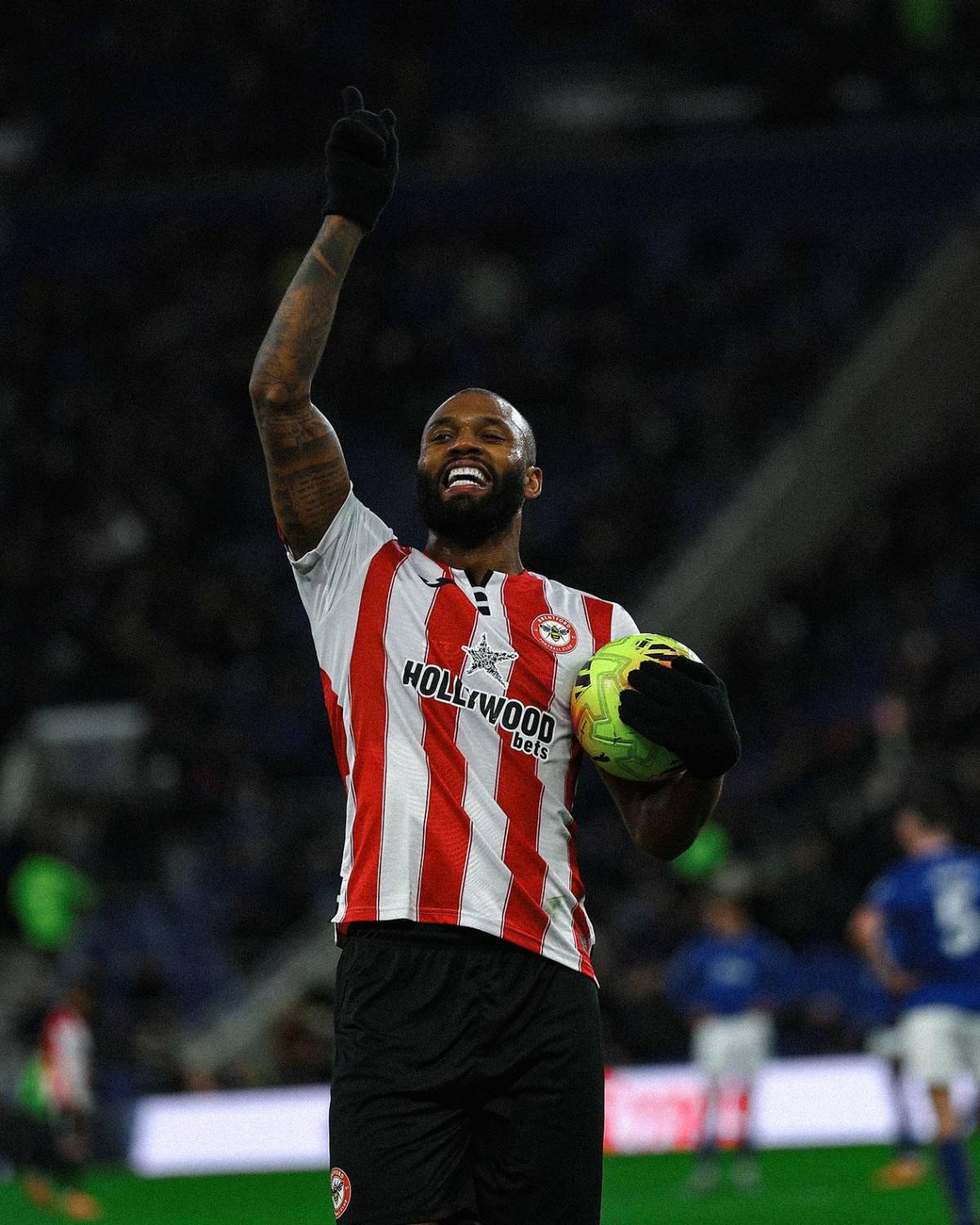 Bota de Oro 2025-26: Triplete de goleador amenaza a Mbappé, Haaland y Kane