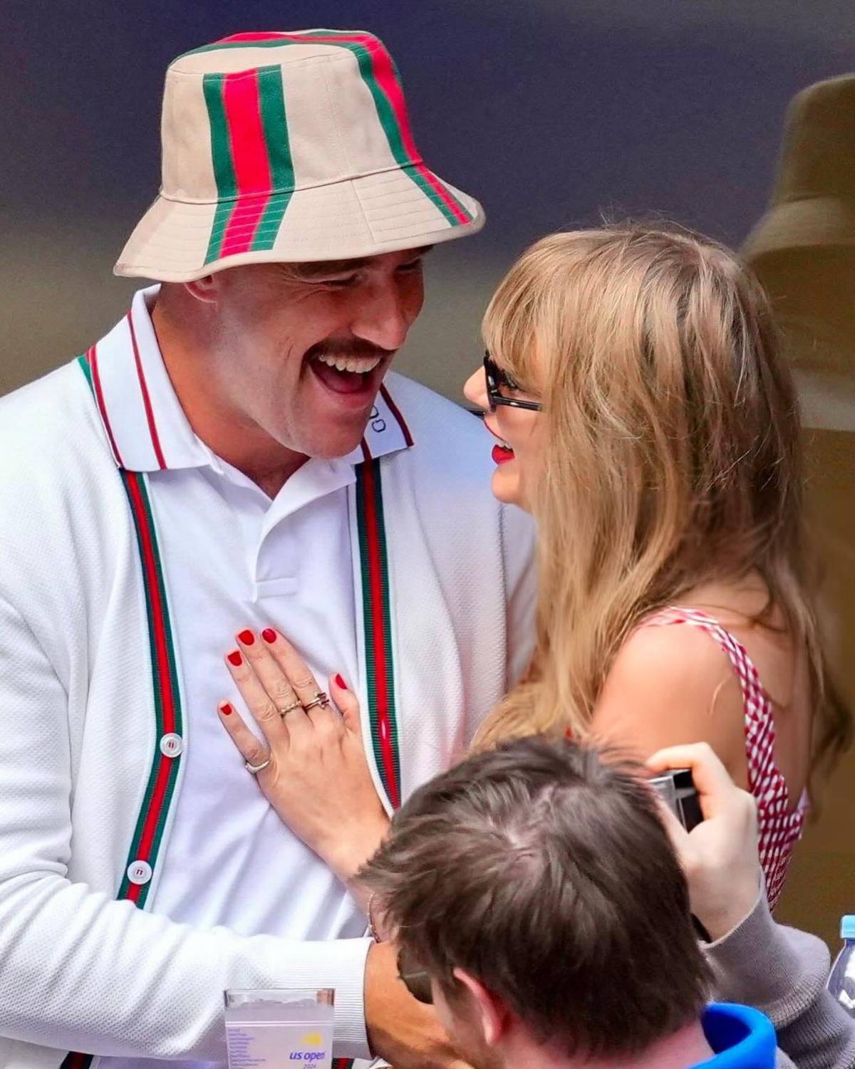 De migajera al altar: La emotiva historia de amor de Taylor Swift y Travis Kelce