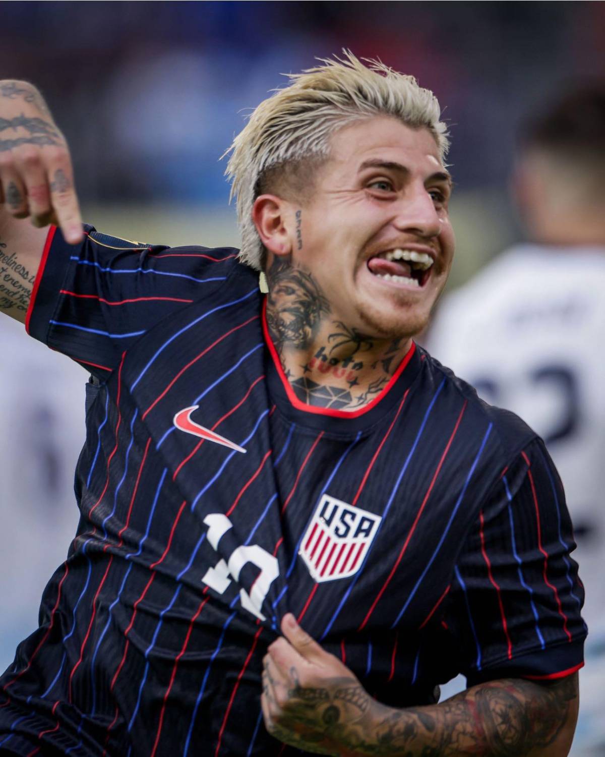 Quién es Diego Luna, el 'mexicano' que busca golear al 'Tri'