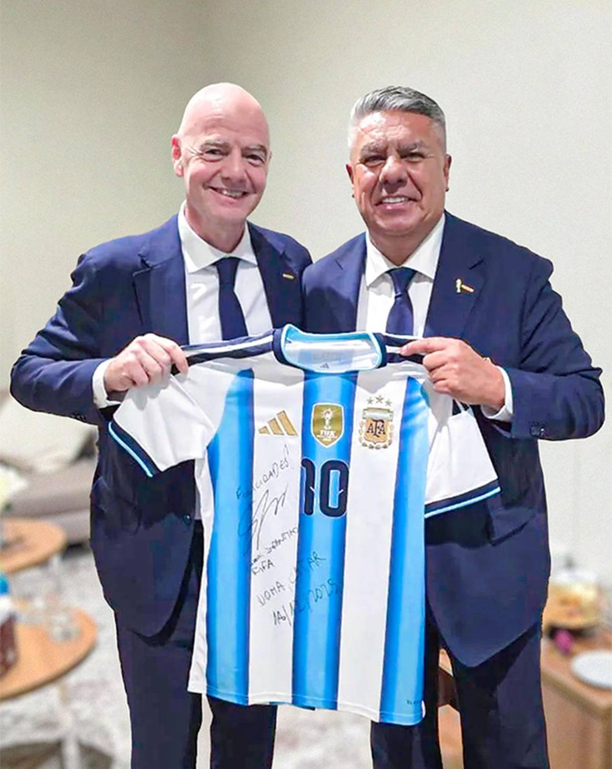 Acoso, corrupción, empresas fantasmas y FIFA incluida: destapan escándalo de Argentina