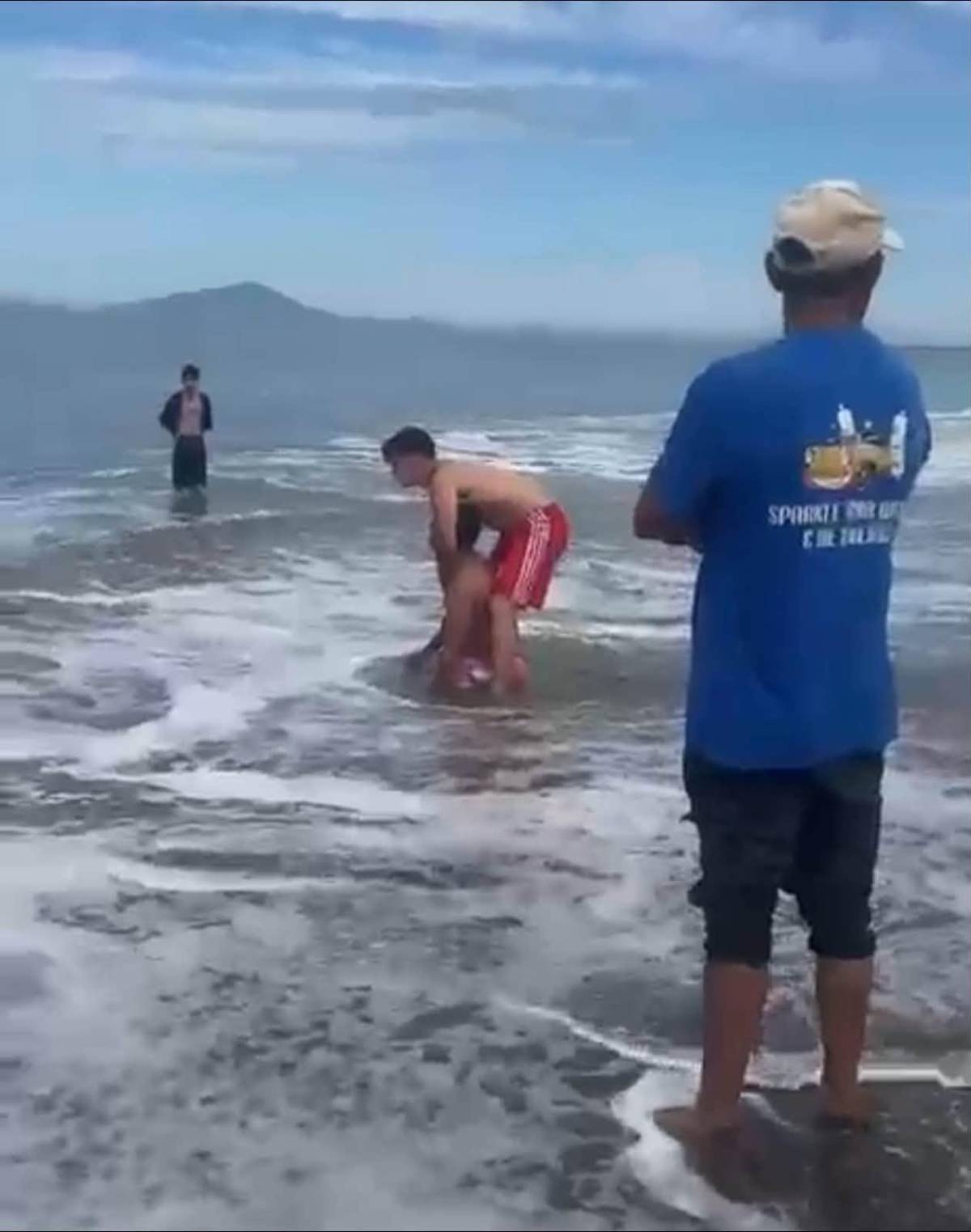 “Despierta, mi amor”: el dolor de una familia tras hallar muerto a Sebastían en playas de Choluteca