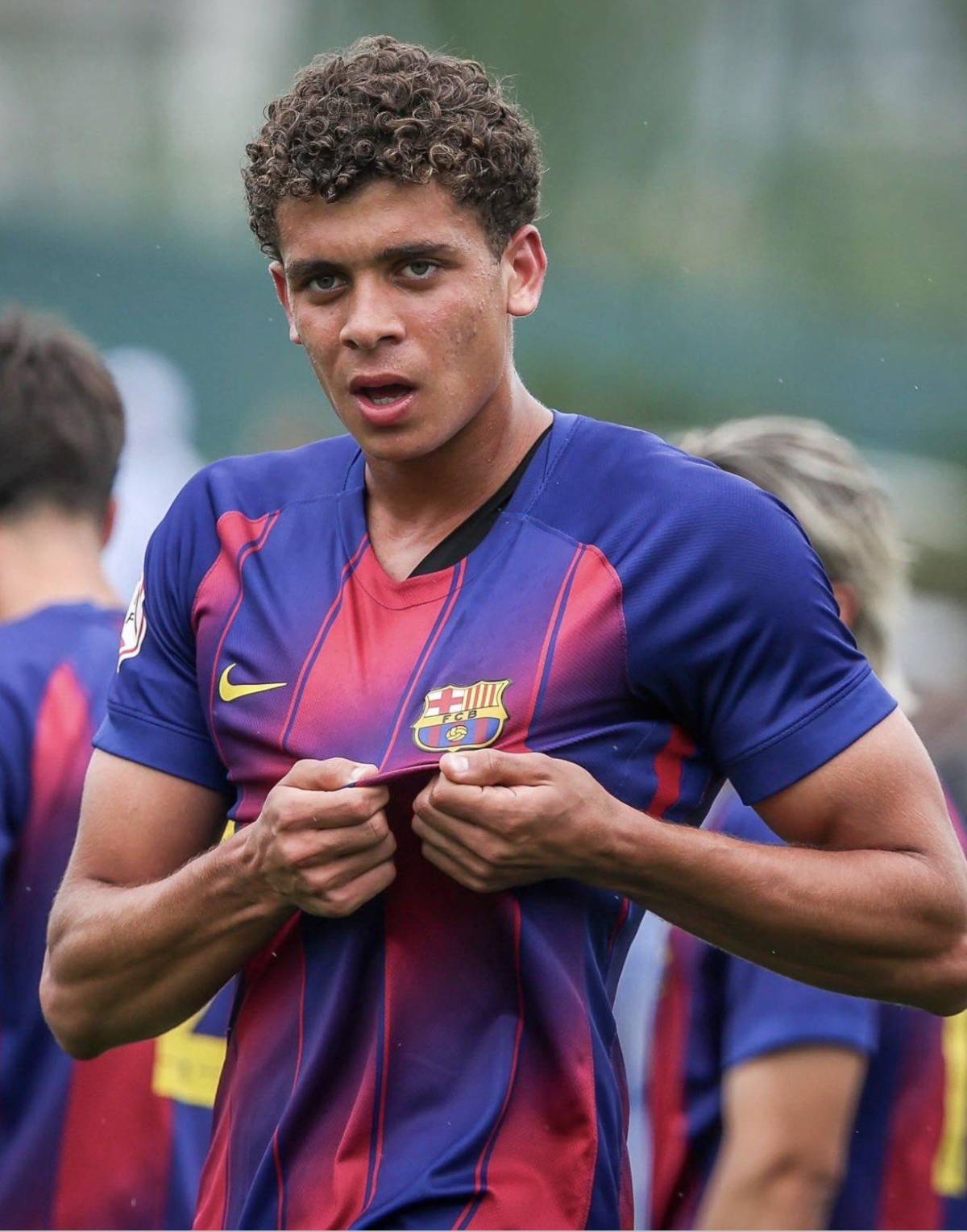 Real Madrid anuncia baja, petición de Mourinho y Barcelona sufre nueva salida