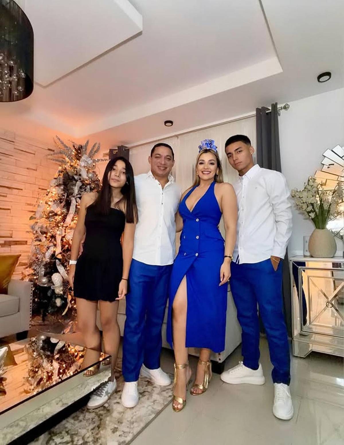 Futbolistas de Liga Nacional y legionarios recibieron el 2026 bien acompañados