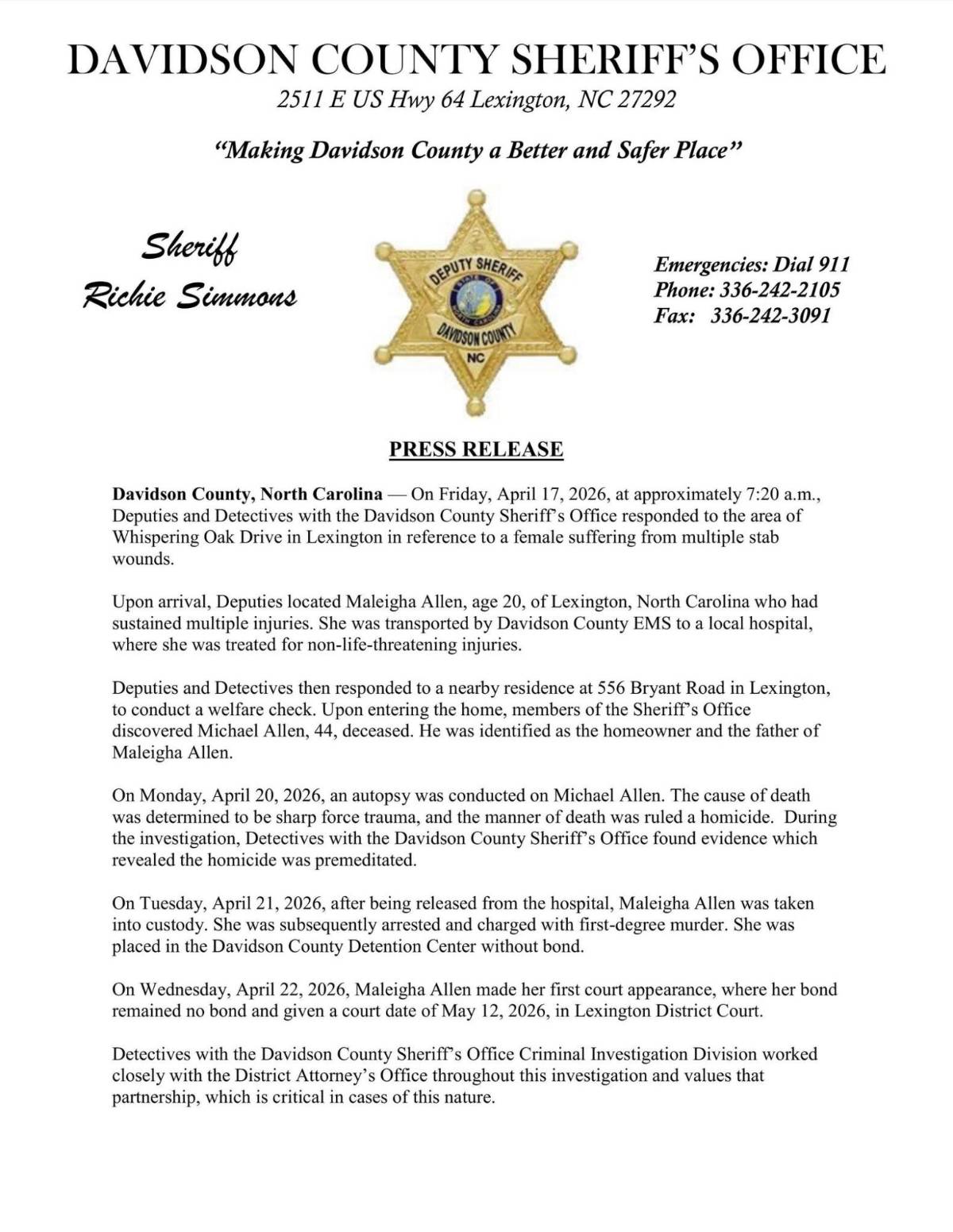 Hija mata a su padre a puñaladas; un día antes dejó un mensaje escalofriante