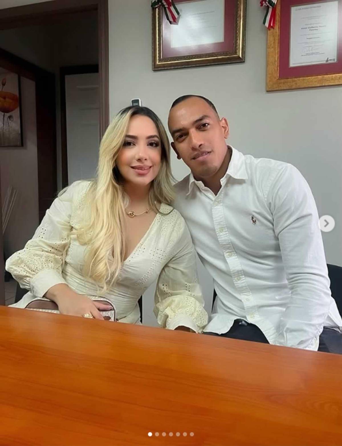 Hermosa licenciada contrae matrimonio con futbolista de la Liga Nacional de Honduras