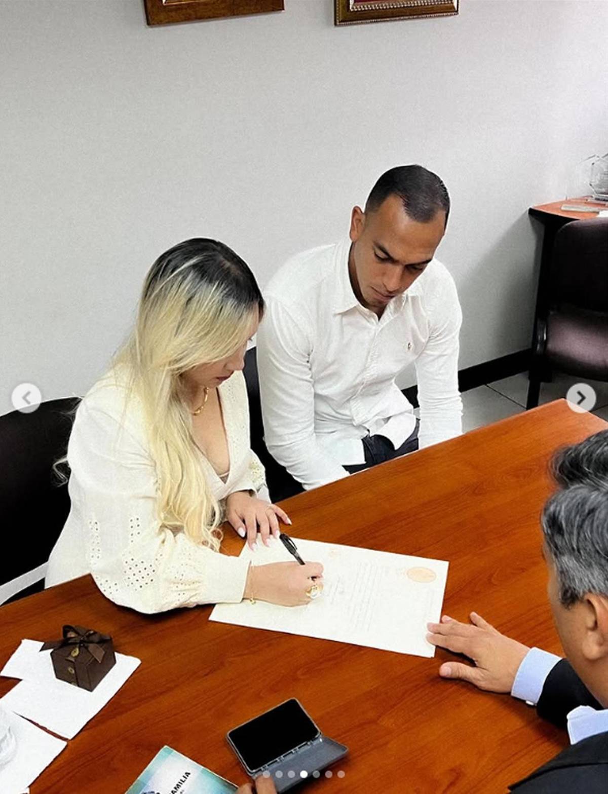 Hermosa licenciada contrae matrimonio con futbolista de la Liga Nacional de Honduras