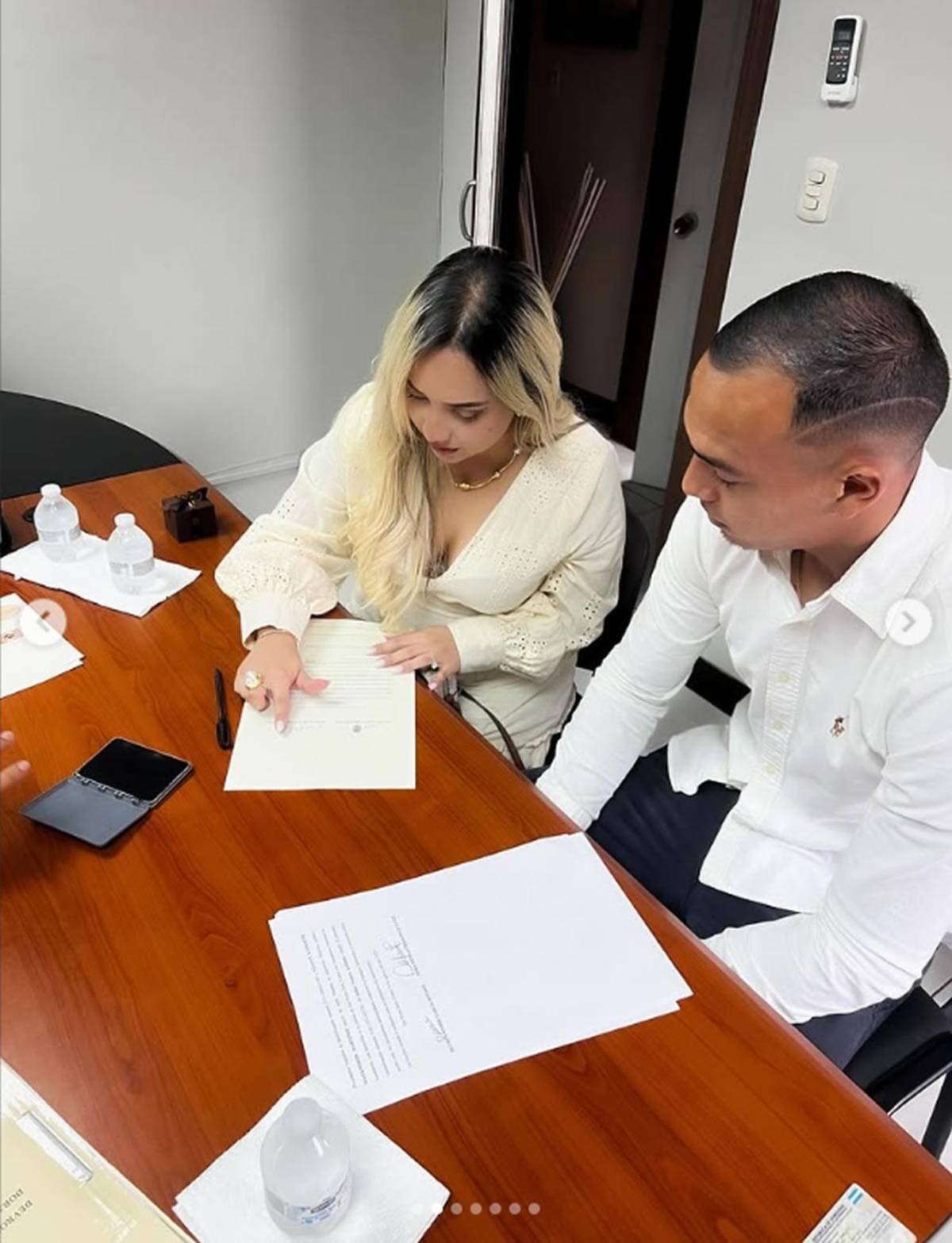 Hermosa licenciada contrae matrimonio con futbolista de la Liga Nacional de Honduras