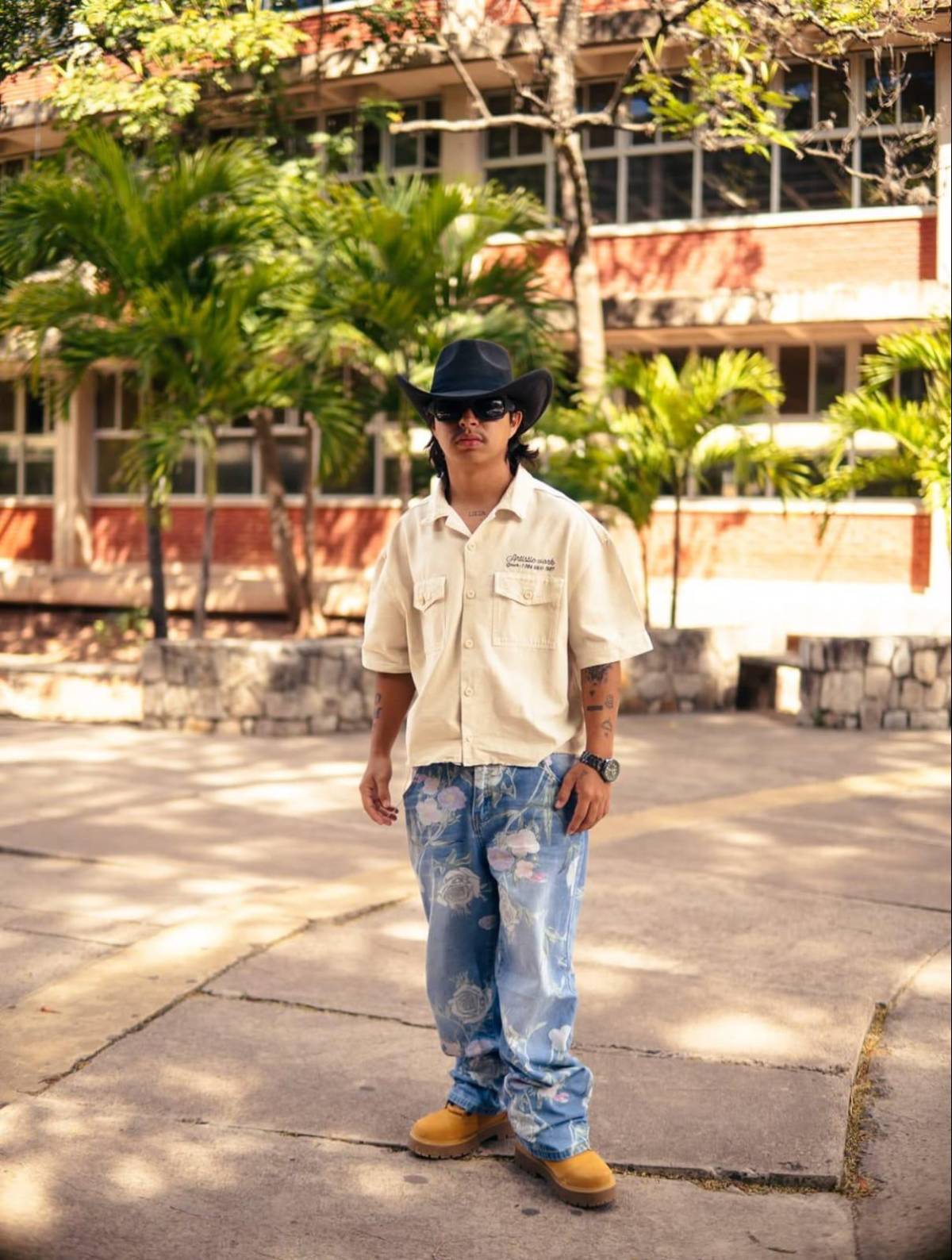 El cantante hondureño Lil David Six estrena su canción Sin Nombre 6
