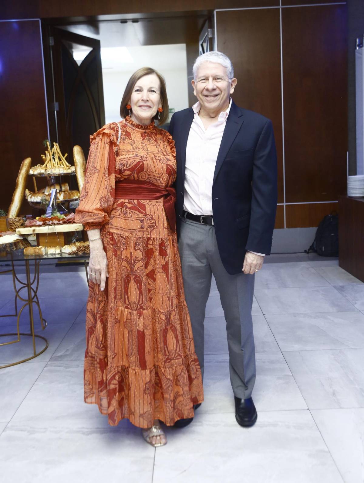 Rinden homenaje al Dr. Juan Carlos Ordóñez