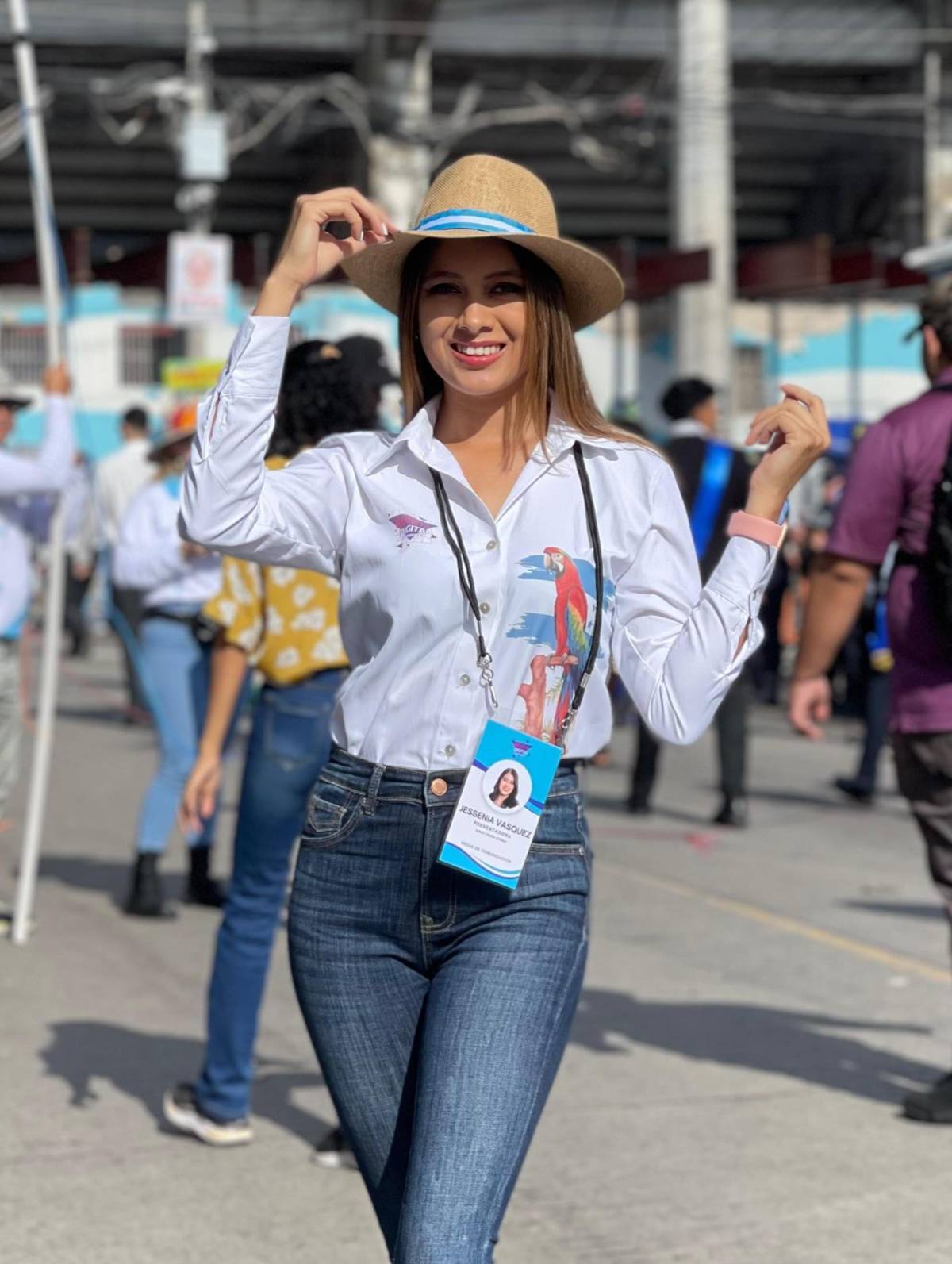 ¡Bellísimas! Así lucen las presentadoras hondureñas en este 15 de septiembre