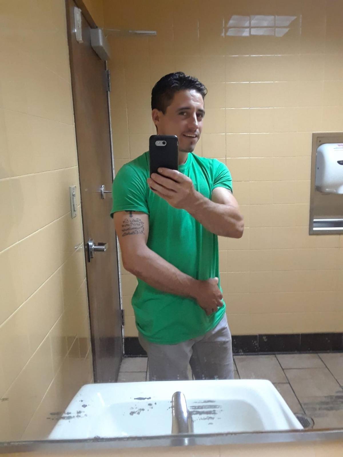 Sobreviviente narra cómo hondureño desquiciado asesinó a tres compatriotas en Texas