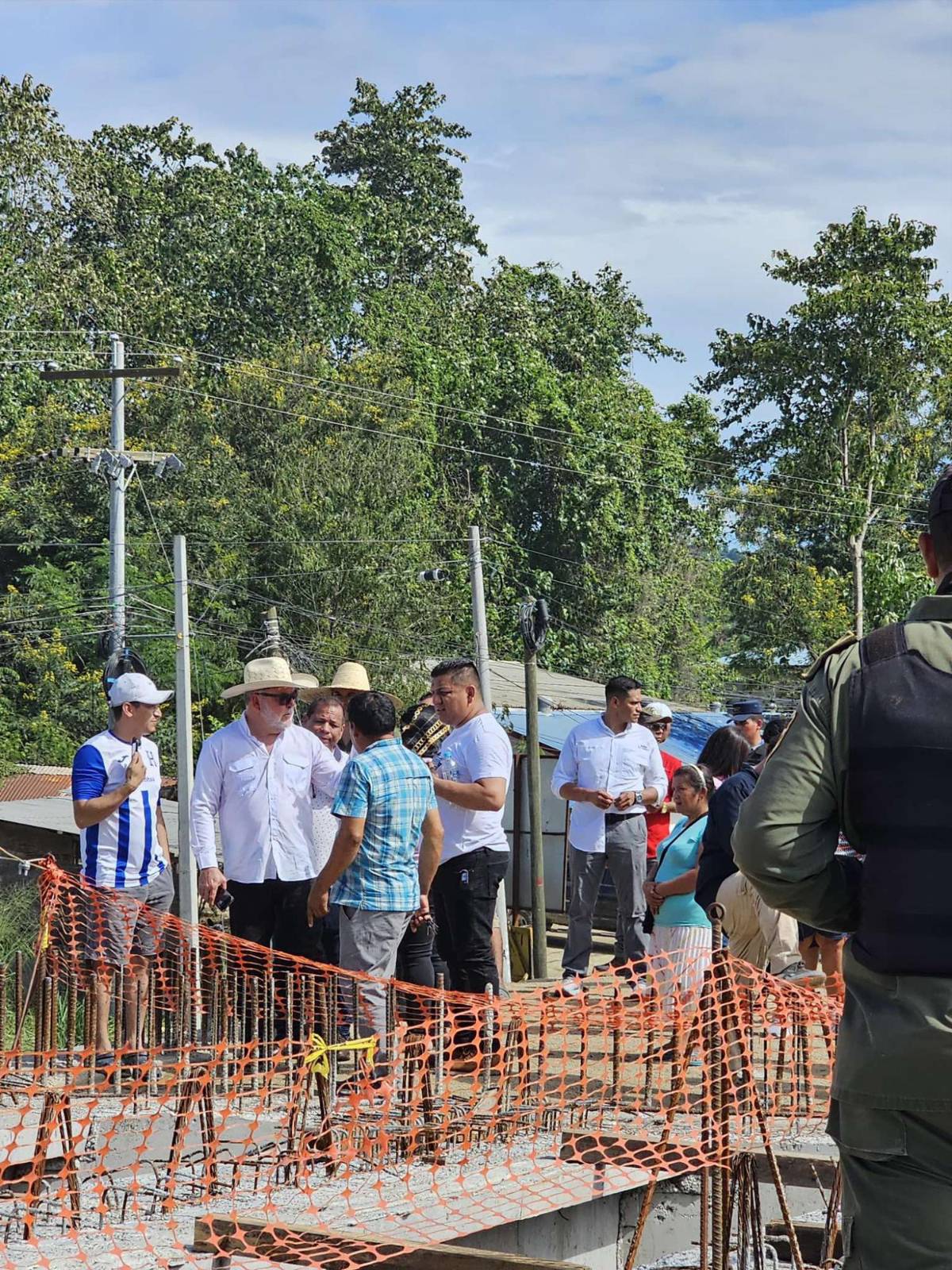 Aceleran los trabajos en el puente que conduce a Jucutuma