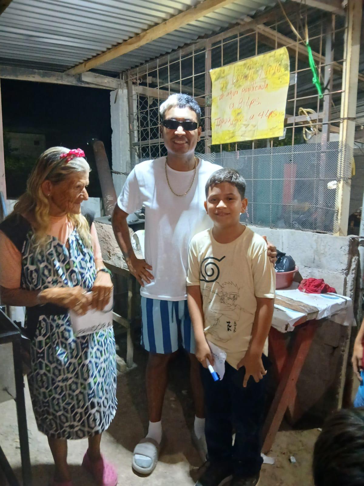 “Me levanto a las 3:00 am y me acuesto a las 10:00 pm”: la abuelita más viral de Honduras