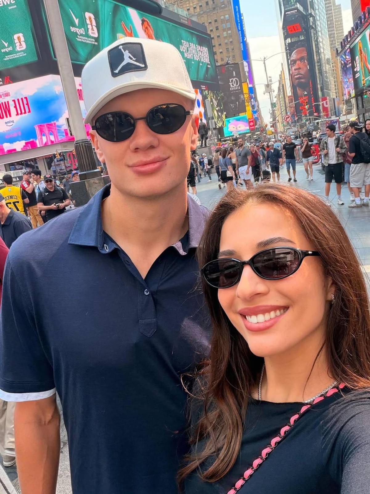La nueva faceta de Haaland con su linda novia después de jugar el Mundial 2026