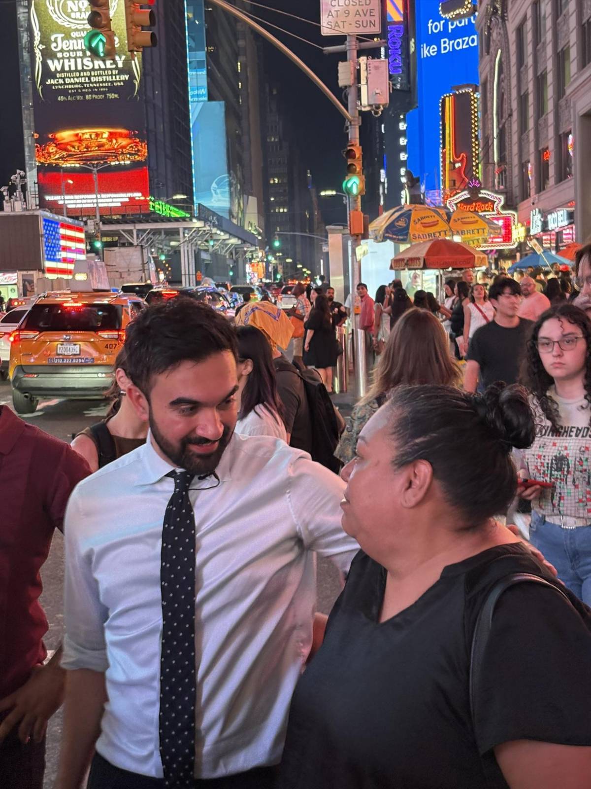 Quién es Zohran Mamdani, el joven musulmán que acaricia la Alcaldía de Nueva York