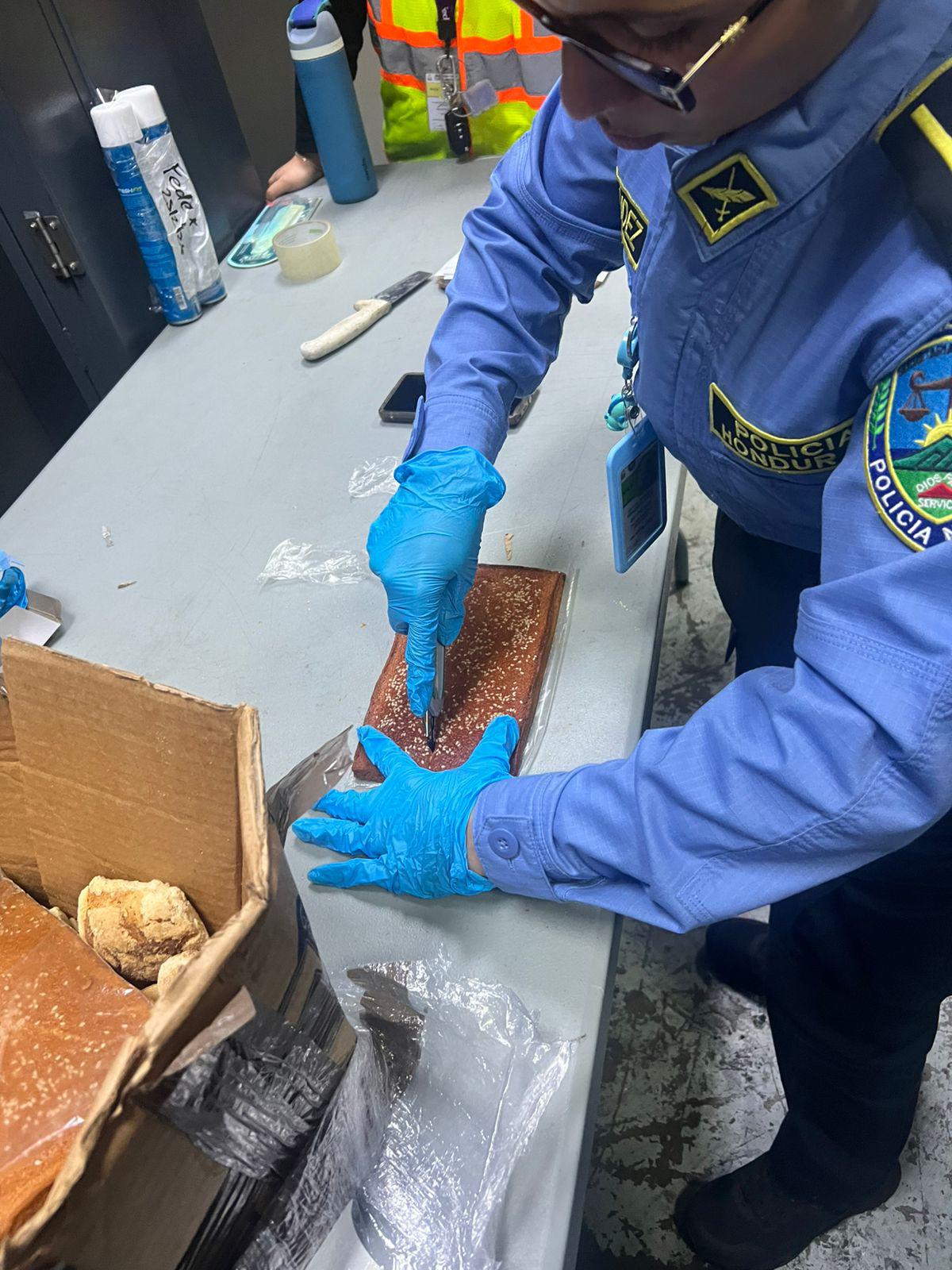 No era pan, era droga lo que enviaban a Charlotte; decomisan encomienda en San Pedro Sula