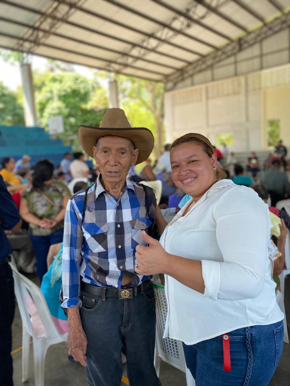 Atentan contra la doctora Zulmy López, candidata a diputada por Atlántida