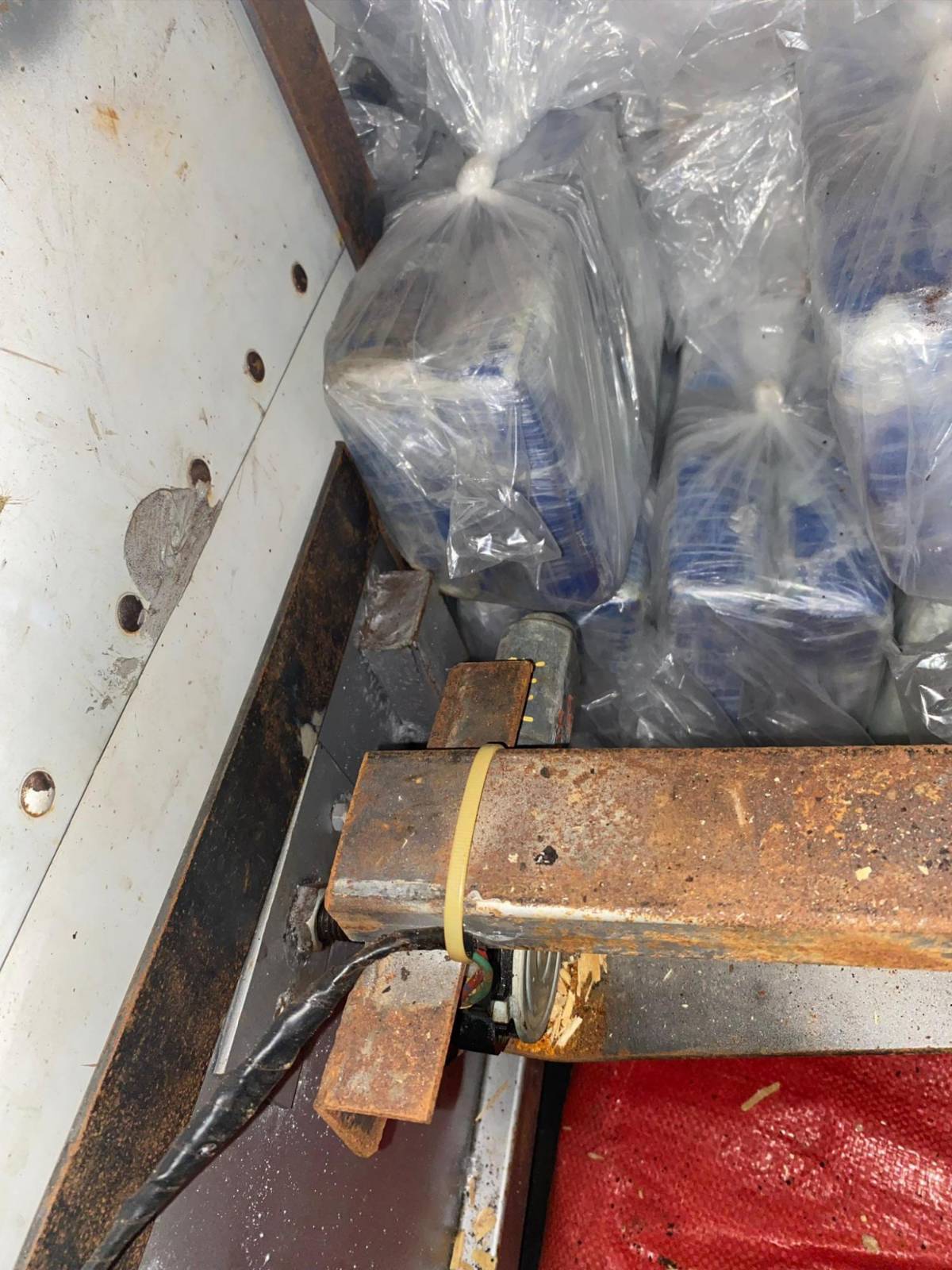 En caletas: sube a 786 kilos decomiso de cocaína a hondureños