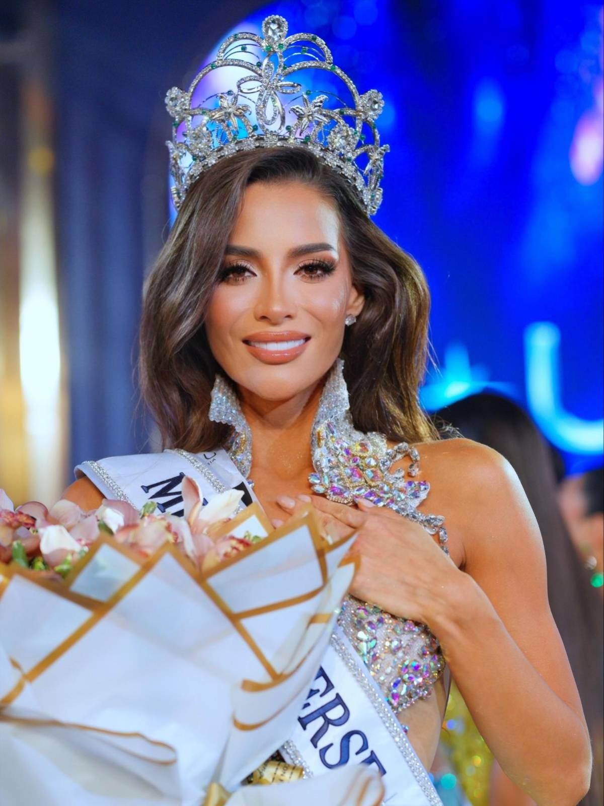 Ella es María Alejandra López, la ingeniera de 32 años que fue coronada como Miss Universe Colombia