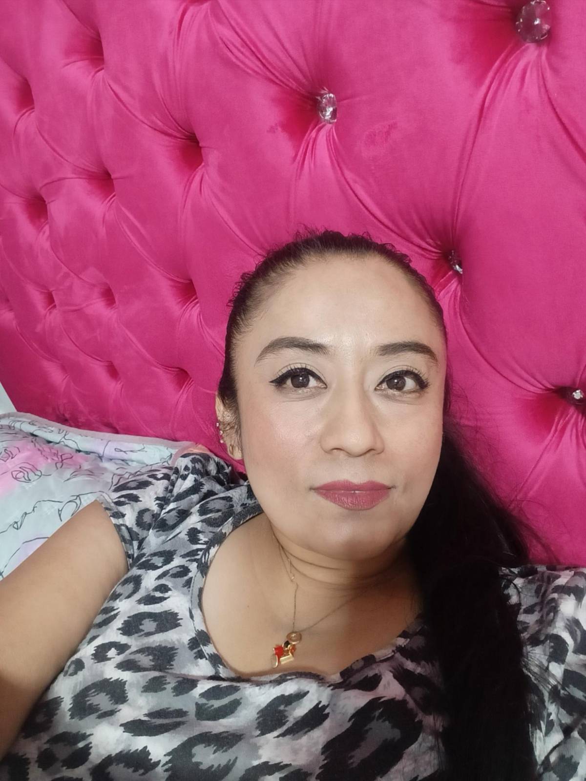 Matan a balazos a una exdiputada en su negocio