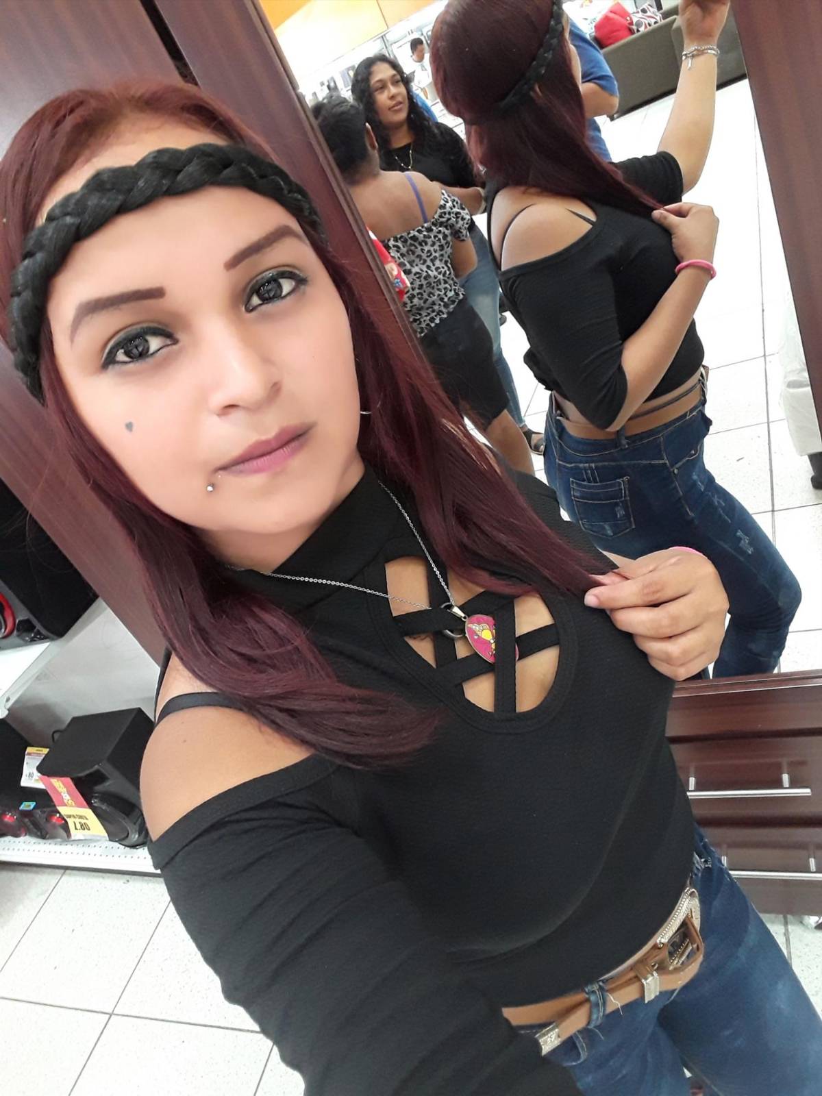 Así era Iris Vásquez, quien fue asesinada junto a su novio y otros dos jóvenes en la Rivera