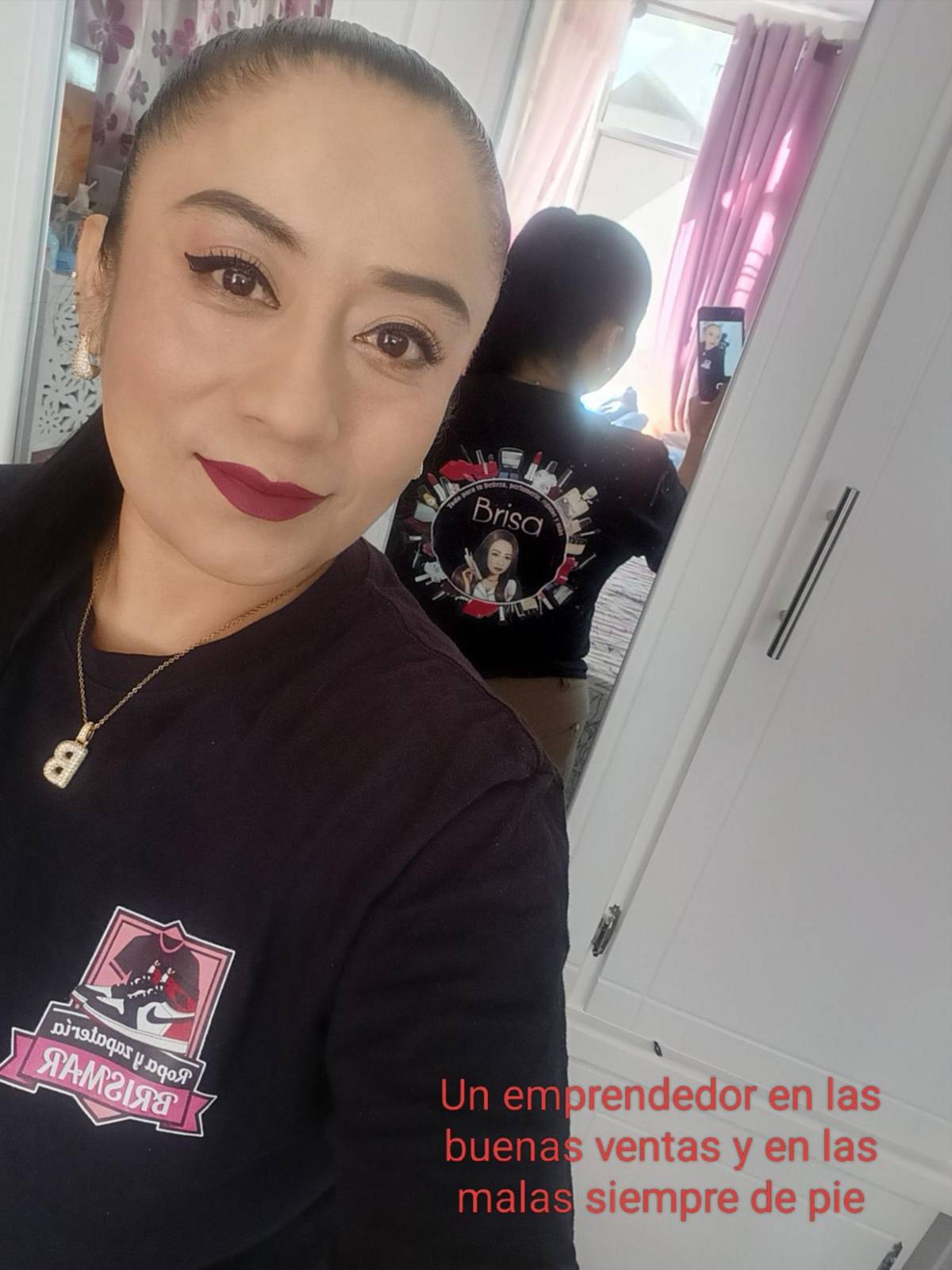 Matan a balazos a una exdiputada en su negocio