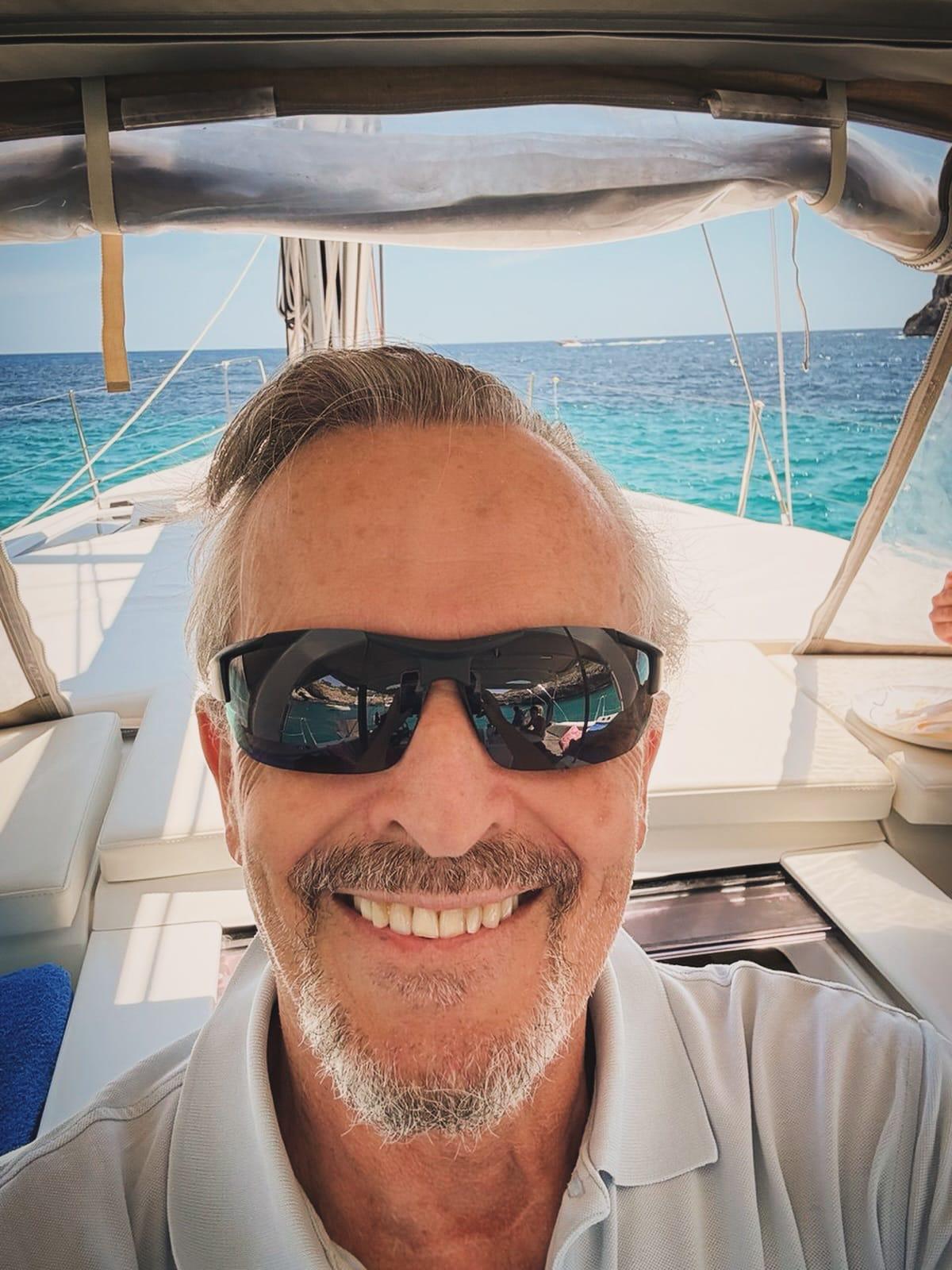 Miguel Bosé: curiosidades de una vida fuera de lo común