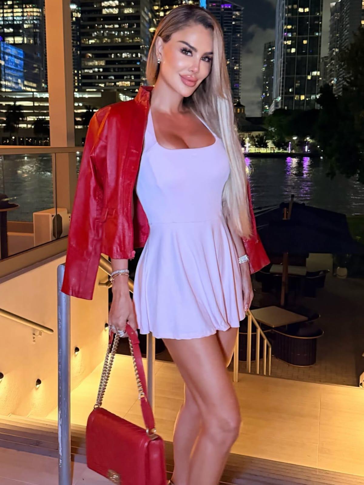 Ninel Conde se expresa 'Sin filtro' en su combate al estigma de las cirugías