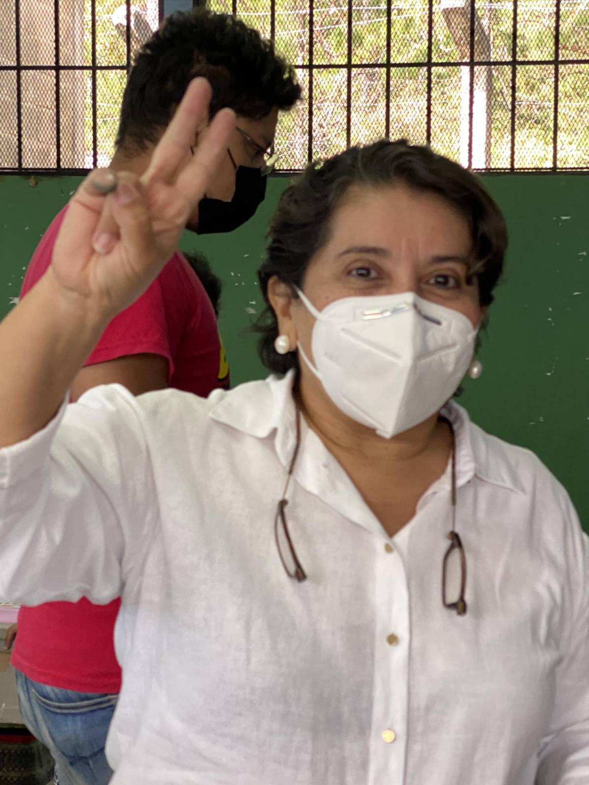 Suyapa Figueroa destapa que exdiputado de Libre apareció con plaza médica en el Hospital San Felipe