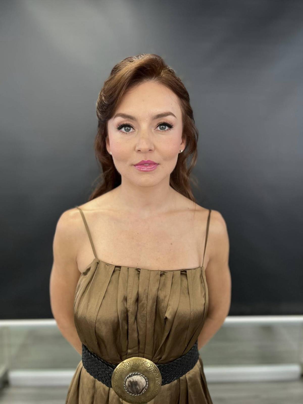 Angelique Boyer gana Récord Guinness con su nuevo personaje Doménica Montero