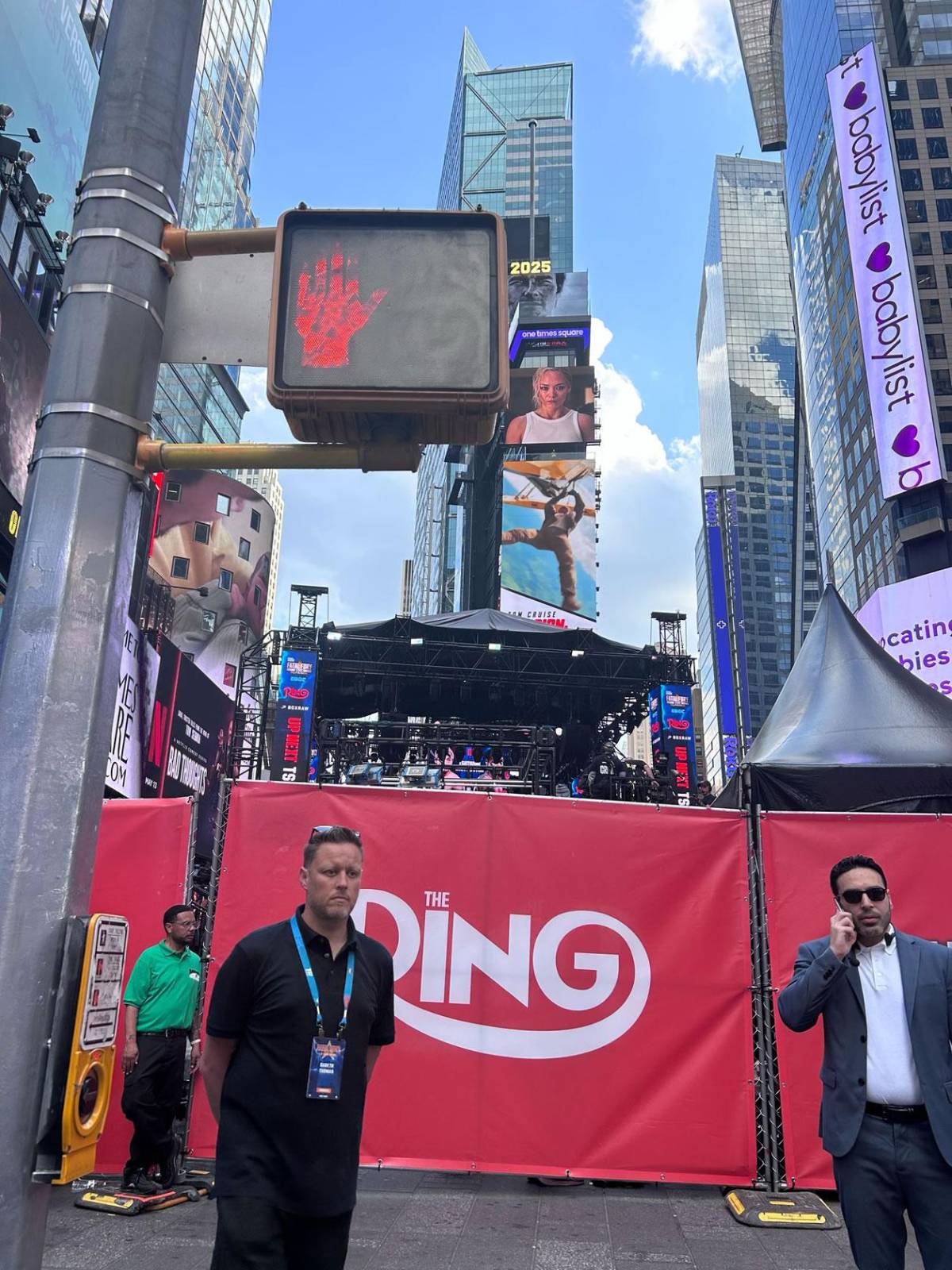 La asombrosa llegada de Teófimo López al Times Square y Nueva York paralizada