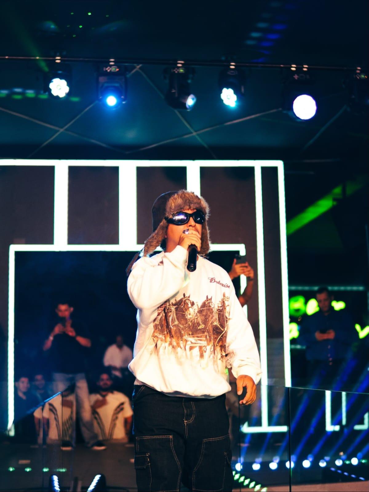 El cantante hondureño Lil David Six estrena su canción Sin Nombre 6