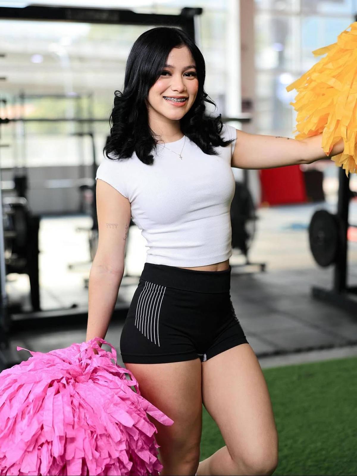 Pomponera de los tiktokers revela relación con un futbolista hondureño que juega en Europa