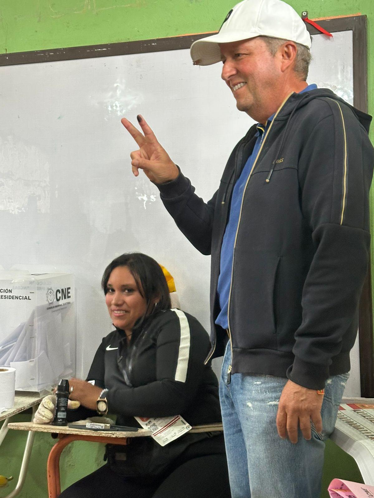 Ricardo Álvarez pide peculiar chamba a Juan Diego Zelaya ¿Qué le pidió?