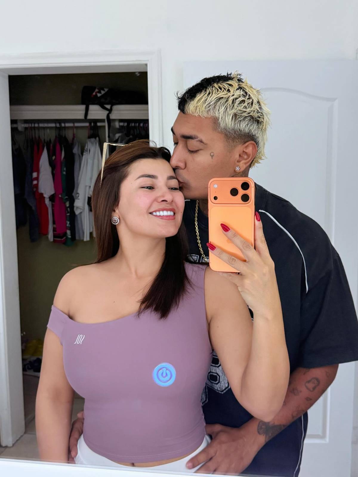 Milagro Flores regresa a Honduras y Supremo la sorprende con un lindo detalle