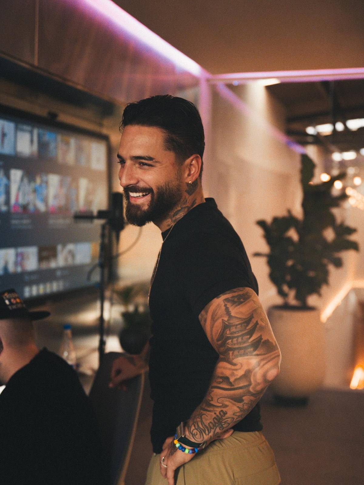 Maluma estrena su nuevo álbum 'Loco X volver' y destaca sus raíces colombianas