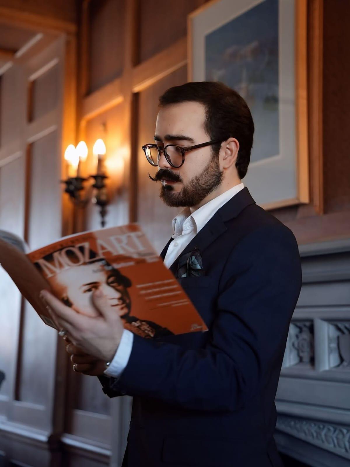 Moisés Duarte lleva la música latinoamericana a Ole Tiny Dorm de St. Olaf