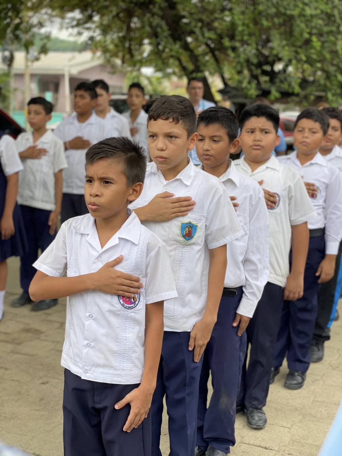 ¿Cuál es el color del uniforme que usarán los escolares en Honduras? Esto se sabe