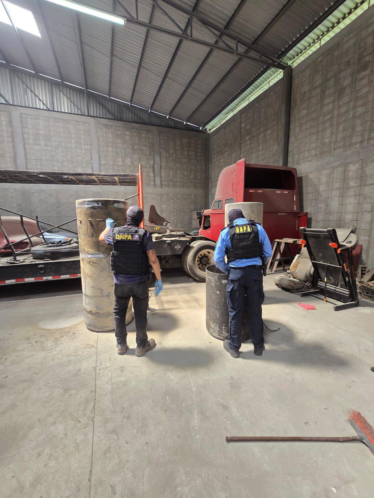 Hallan caletas de droga dentro de tanques de combustible de dos cabezales en SPS