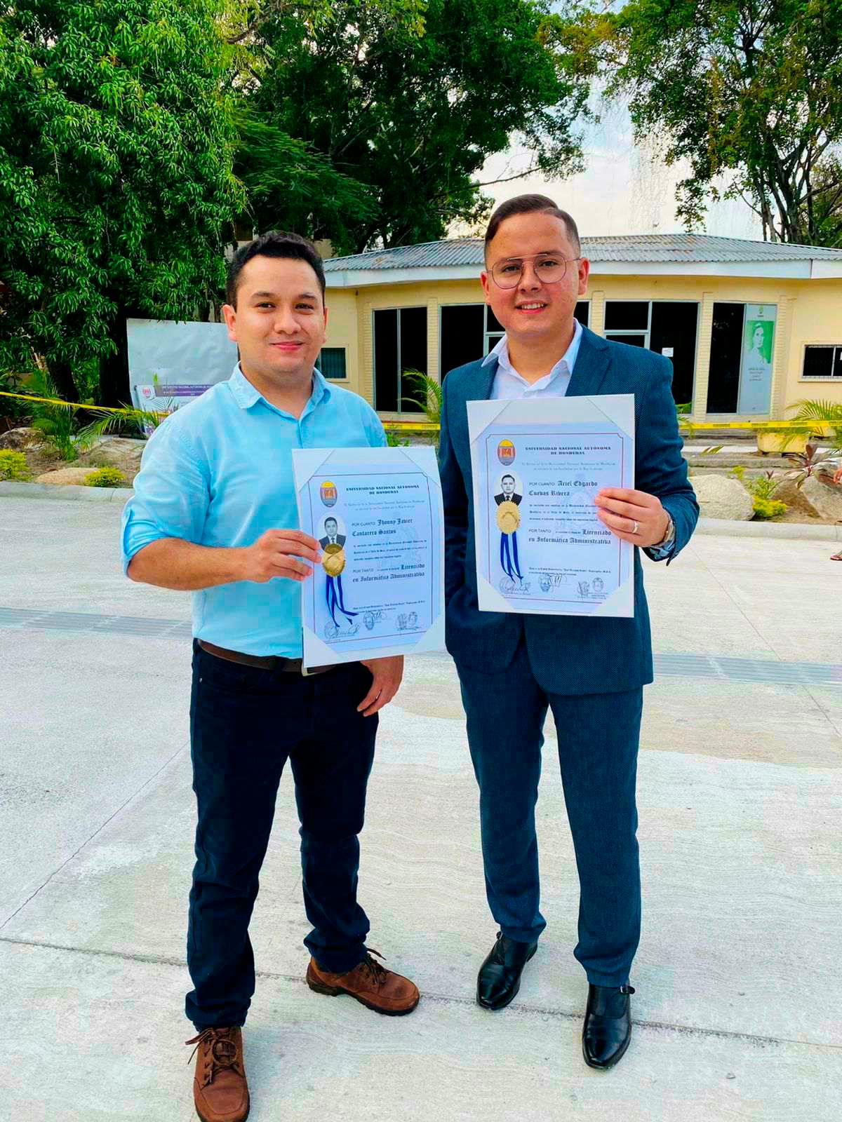 Celebran por su logro académico