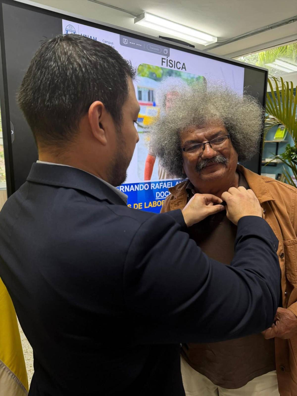 La UNAH Campus Cortés reconoce a docentes en condición de retiro