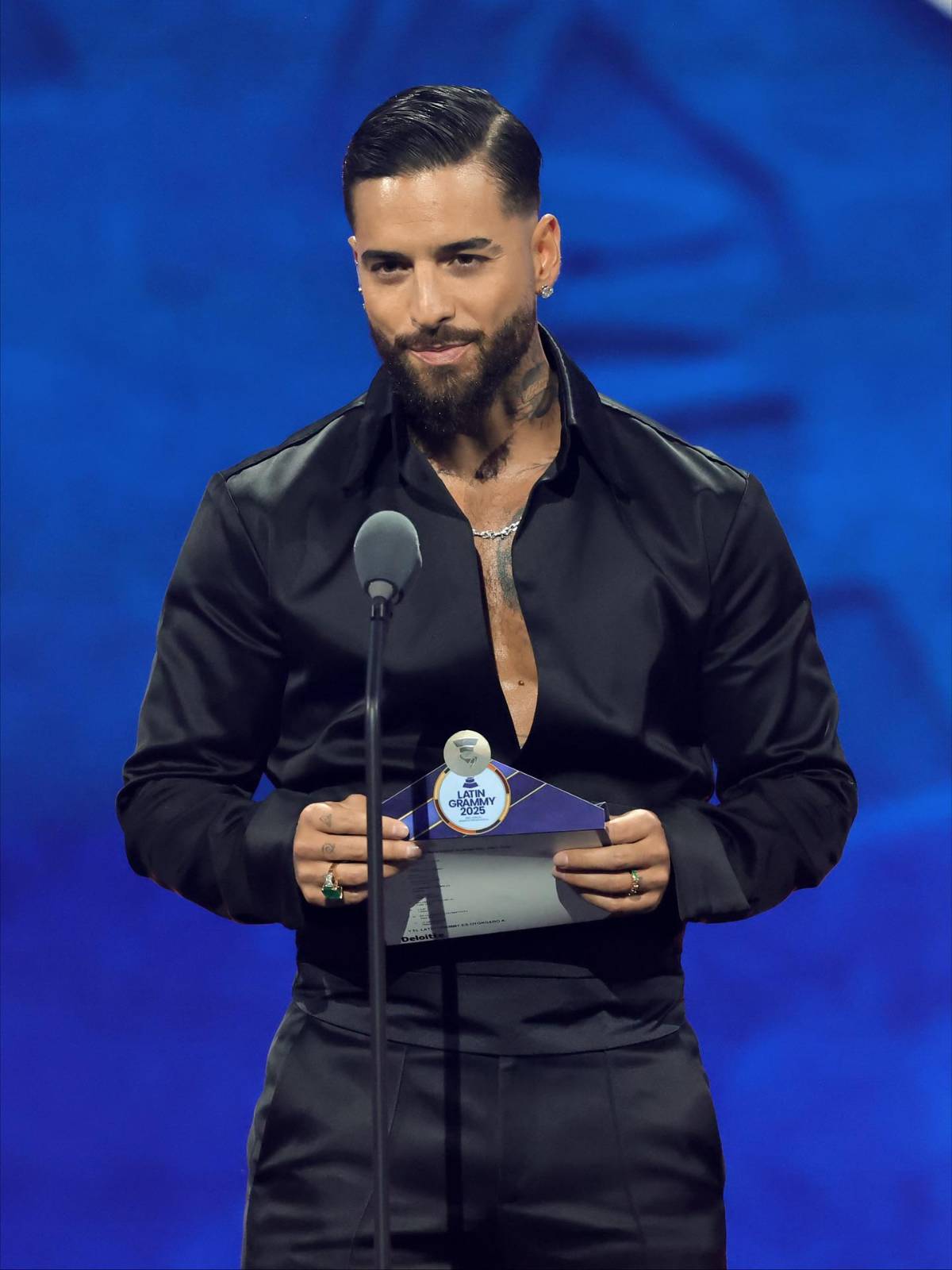 Maluma estrena su nuevo álbum 'Loco X volver' y destaca sus raíces colombianas